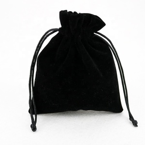 Bolsa de Regalo de Terciopelo Negra Personalizada con Logotipo, Bolsa de Joyería con Cordón de Gamuza para Empaque y Exhibición de Joyas - Product Image 2