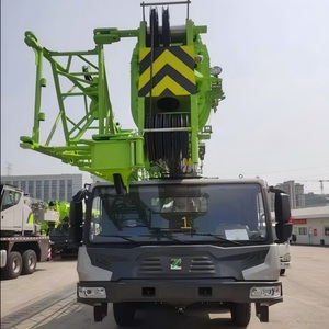 رافعة شاحنة مخصصة لدول أفريقيا بحمولة 55 طن طراز ZTC550R مع خيار القيادة اليمنى وخطاف 50 طن سهل التشغيل - Product Image 1