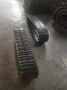 9.5 Toro Dingo Tx425 Tx427 Tx520 Tx525 Tx1000 Fabriek Nieuwe Rubberen Sporen 9.5X3.5X28 Voor Retail Bouwgraafmachines Landbouwlader - Product Image 6