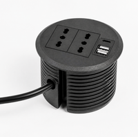 Prise de courant de bureau standard chilienne 80 mm avec double prise CA et ports USB-A 18W et USB-C 20W pour bureau de conférence