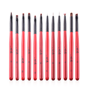 แปรงแต่งเล็บด้ามไม้สีแดง ขนแปรงแบบแบน ปลายจิก สำหรับเจลยูวี แกะสลัก ลายเส้น อะคริลิค เพ้นท์เล็บ อุปกรณ์ทำเล็บมืออาชีพสำหรับร้านทำเล็บ - Product Image 4