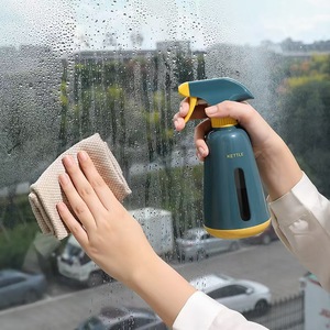 Пластиковые банки для воды с насадкой и спусковым крючком - Product Image 3