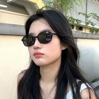 Lunettes de soleil polarisées UV400 pour femmes et hommes, style Ins, monture carrée ultra-légère, amincissantes et tendance