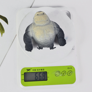 Divertido Juguete de Peluche de Gorila - Suave, Tipo Peluche, Alivia el Estrés, con Temática Animal, Regalo Novedoso para Adultos, Decoración de Escritorio - Product Image 2
