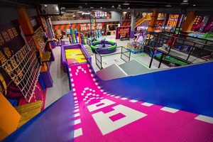 Nhà Cung Cấp Vàng Của Trung Quốc Cho Cỏ Trượt Tuyết Thiết Kế Mới Trên 8 Năm Sử Dụng Ngoài Trời - Product Image 4