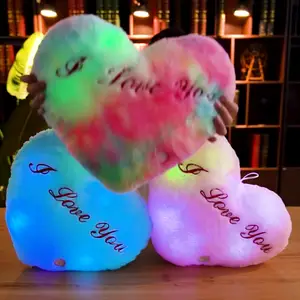 Подарок на День Святого Валентина светящаяся плюшевая игрушка подушка набивная подушка в форме сердца из хлопка со светодиодной подсветкой