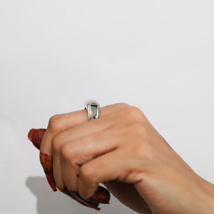 Anillo de Sello con Diamante Cultivado en Laboratorio Más Vendido, Anillo de Dedo Índice o Pinky de Oro Sólido con Engaste de Bisel, Anillo de Boda Minimalista, Elegante Regalo de Joyería - Product Image 6