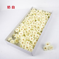 QIDA FZ-5 usine en gros 50 pièces/boîte savon Sakura têtes boîte-cadeau Floral parfumé fête de mariage artificiel décoratif savon fleur
