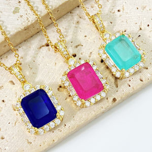 Collar Retro Rectangular Grande de Oro Laminado con Zirconia Paraíba, Joyería Fina Sencilla y de Moda al por Mayor para Mujer - Product Image 3