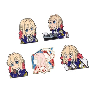 เข็มกลัดเคลือบลายอนิเมะนิยายญี่ปุ่น ไวโอเล็ต เอเวอร์การ์เดน - Product Image 1