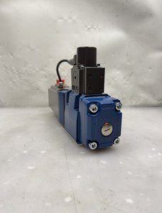 Válvula Direccional Proporcional Hidráulica 4WRDE10V100L-536L24K9MR 4WRDE32V600L-5X/6L24K9/MR-202 4WRP-10-EB41S-1X/G24Z4/M - Product Image 4