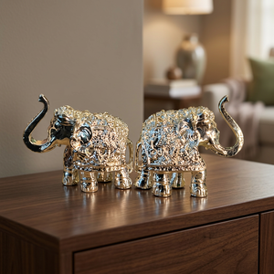 Elegante Figura de Elefante Metálica 3D Tradicional Vastu, Tronco Ascendente, Bañada en Oro de 24k, Hecha a Mano, Acabado Antiguo Moderno, Energía Positiva - Product Image 2