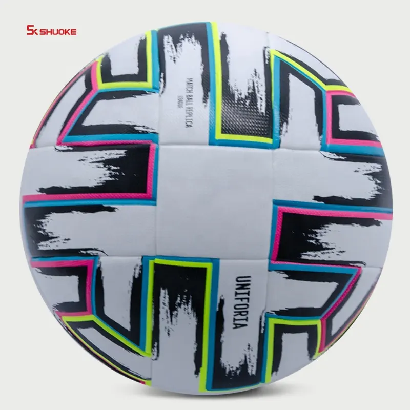 Ballon de football stratifié PU taille 5, Football coloré de bonne qualité, importé à l'allemagne, vente en gros, 2020