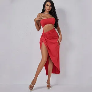 OEM özel seksi kadınlar elbise kesme büküm ön bölünmüş uyluk elbise kadınlar kırmızı Midi elbiseler için parti kulübü
