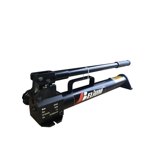 <span class=keywords><strong>Pompe</strong></span> à huile manuelle <span class=keywords><strong>hydraulique</strong></span> professionnelle BP-900A 700 bars/10000 psi à simple effet pour cric de levage – Haute Qualité - Product Image 1
