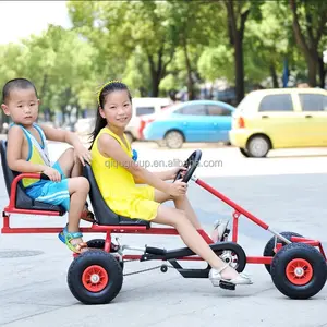 户外赛车4轮踏板动力乘坐汽车，带可调座椅橡胶轮制动儿童踏板卡丁车