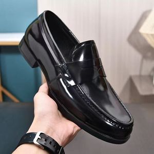 British Style Spring and Autumn New Leather Business Casual Round Toe Flat Heel Loafers for Men - Product Image 4