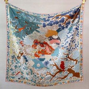 90x90cm 14 Momme Twill Mulberry <b>Silk</b> <b>Square</b> <b>Scarf</b>, New Arrival Wholesale Women Fashion Shawl Neck - Product Image 3