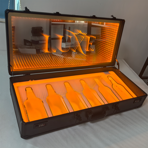 Espositore <span class=keywords><strong>VIP</strong></span> per 6 Bottiglie di Vino con 6 LED, Valigetta in Acrilico, Presentatore Luminoso per Night Club, Bar, Lounge e Feste - Product Image 2