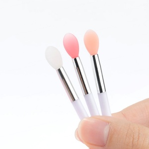 Petit pinceau à lèvres réutilisable en silicone, mini spatule pour masque à lèvres, applicateur doux pour rouge à lèvres, gloss à lèvres, outil de beauté - Product Image 2