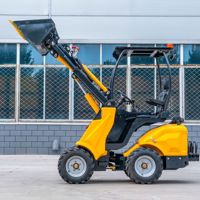 Mini-chargeur de marque chinoise de premier plan, 1500 kg, moteur Yanmar, électrique, 4x4, avec corps rotatif, chargeur télescopique tout-terrain, moment de charge élevé