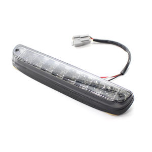 Nouveau feu stop LED monté en hauteur de remplacement pour F250 Raptor 1999-2016, feu d'avertissement de collision arrière blanc et gris M083 - Product Image 3