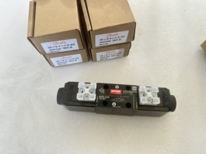 REPUESTOS HIDRÁULICOS DG4V-3-2N-M-U-H7-69-EN124 Bombas de Motor Hidráulico - Product Image 3