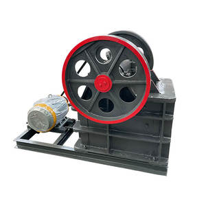 Concasseur à mâchoires portable mini/malaxeur diesel avec boîte de vitesses et roulement, haute efficacité, capacité de 6t/h pour le concassage de pierres - Product Image 2