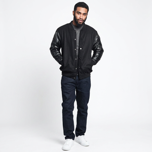 Blouson Bomber Homme Hiver Imperméable et Coupe-Vent en Toile Noire Vintage de Haute Qualité, Style Universitaire Tendance avec Col Montant - Product Image 1