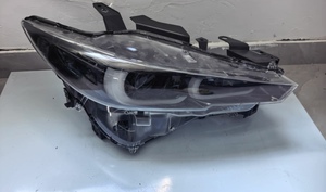 Conjunto de Faros Delanteros Originales Usados para <span class=keywords><strong>Mazda</strong></span> <span class=keywords><strong>CX5</strong></span> 2021 <span class=keywords><strong>2022</strong></span>, OE KBST51030 KBST51040, Listos para Instalar, Faros LED Genuinos - Product Image 2