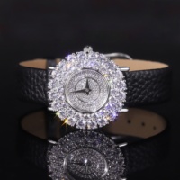 JW Abiding Custom Daily Life Verwenden Sie Zirkonia Moissan ite Diamond Iced Out Edelstahl Quarz Lederband Uhren