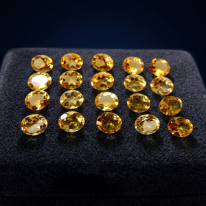 ซิทรินควอตซ์ธรรมชาติทรงเหลี่ยมเจียระไนขนาด 6x4 มม. สีเหลือง พร้อมใบรับรองจากผู้เชี่ยวชาญ  มีประกายไฟเล่นแสงสี - Product Image 4