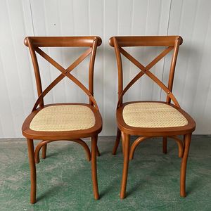 Silla de Hotel Clásica con Respaldo en X, Silla de Comedor Apilable con Asiento de Ratán para Banquetes, Bodas, Restaurantes, Eventos, Mobiliario para Hostelería - Product Image 1
