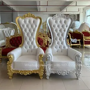 Silla de trono de oro y plata para bodas