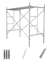 Échafaudage industriel en aluminium, portique de passage avec stabilisateurs pour une maintenance hospitalière stable