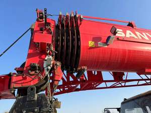 Grue sur camion Sany QY50 de 50 tonnes en bon état, fonctionnement fluide, levage stable pour divers projets sur site - Product Image 5
