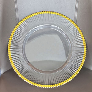 Assiette de présentation en acrylique texturé transparent de 13 pouces avec bord doré pour mariage, dîner, fête - Product Image 4