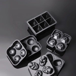 Molde de silicona al por mayor para congelador, bandejas apilables para hacer hielo con tapas, moldes redondos 3D para cubitos de hielo para cócteles y bourbon - Product Image 3