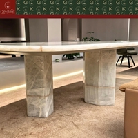 GOLDKING Centre de table de luxe haut de gamme pour exposition, en marbre veiné champagne de forme bateau, avec pieds en bloc de marbre massif, OEM ODM