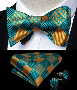 Papillon da Uomo in Seta con Motivo a Quadri Ciano e Oro, Design Personalizzato OEM ODM, Vendita all'Ingrosso con Ricamo Jacquard - Product Image 1