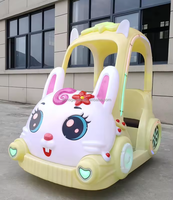Meilleur prix voiture jouet lapin électrique pour l'extérieur voiture de course gonflable en plastique de dessin animé parent-enfant pour bébé
