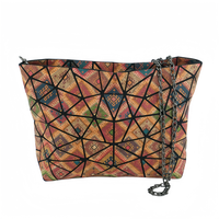 Sac à bandoulière à chaîne matelassée pour femmes avec fermeture à glissière Design pliable en liège pour les commandes en gros