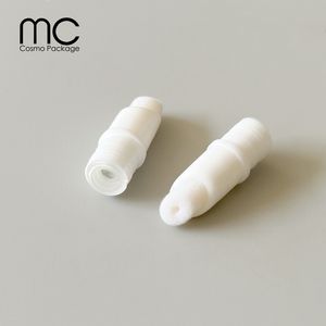 <span class=keywords><strong>B12</strong></span> 투명 로고 없음 2ml 3ml 메이크업 액세서리 튜브 용기 립 컬러 큐티클 오일 매니큐어 빈 트위스트 펜 브러시 - Product Image 1