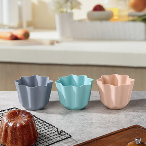 Molde de Silicona para Hornear sin BPA y Molde para Pan Mini Panettone Colección Let's Celebrate Bakeware Molde Multiusos para Gelatina - Product Image 4