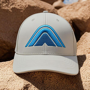 Casquette de créateur avec 6 panneaux personnalisés et broderie 3D personnalisée à 6 panneaux Casquette de camionneur en maille à bord incurvé brodé 3D à la mode - Product Image 1