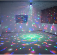 Nouvelles lumières de scène LED violettes transfrontalières, stroboscope d'ambiance KTV pour la maison, télécommande, boule magique sonore, flash