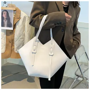 2022 नया कोरियन संस्करण चुंबकीय बकल टोटे बैग महिलाओं की बड़ी क्षमता हैंडबैग सरल एक कंधे का pu चमड़े का टोट बैग