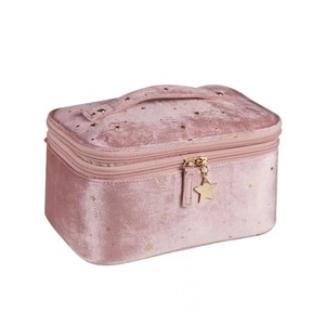 Large Capacity Velvet Makeup Bag With Dry Wet Separation For Travel And Cosmetic Storage Portable Cosmetic <b>Case</b> - Product Image 4