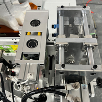 Machine d'emballage et de pliage multifonctionnelle de haute qualité pour gants jetables en PE/PET avec scellage sur quatre côtés