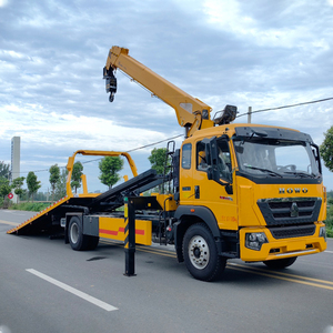 Camion de récupération SINOTRUK HOWO 10 tonnes avec grue pour le <span class=keywords><strong>remorquage</strong></span> et le sauvetage d'urgence sur <span class=keywords><strong>autoroute</strong></span> - Product Image 3